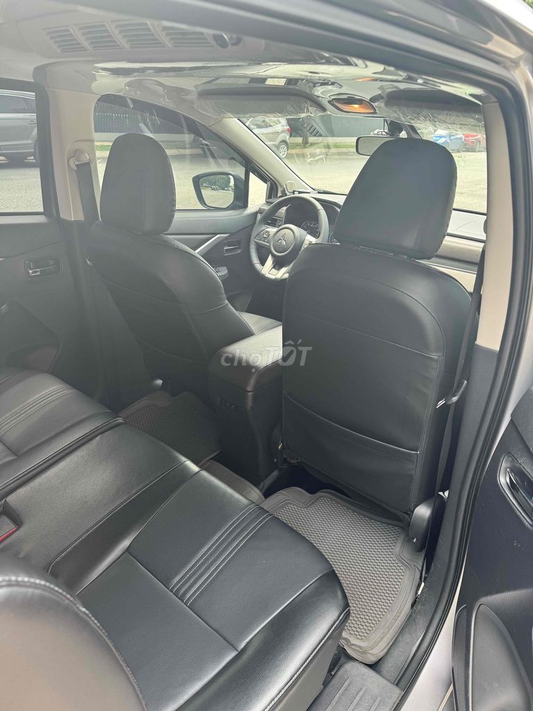 Mitsubishi Xpander 2023 AT Premium - 76000 km