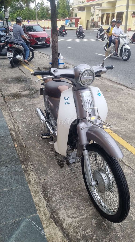 Bán lại xe cup 50cc không cần bằng lái. Mua bán Xe máy tại Quận Hải Châu Đà Nẵng được đăng bởi Dức long hình 4