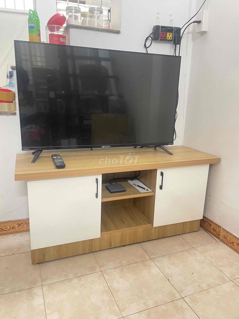 Kệ TV Ván MDF Vân gỗ. Mua bán Tủ, kệ gia đình tại Quận Gò Vấp Tp Hồ Chí Minh được đăng bởi TUẤN hình 1