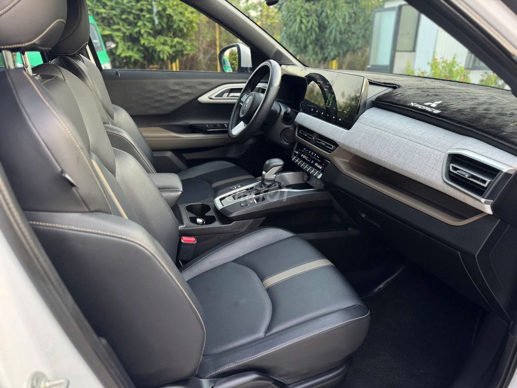 Mitsubishi Xforce 2024 Premium 23.000km. Mua bán Ô tô tại Quận Cái Răng Cần Thơ được đăng bởi Ngọc Carpla Cần Thơ Chuyên mua bán ô tô qua sử dụng hình 10