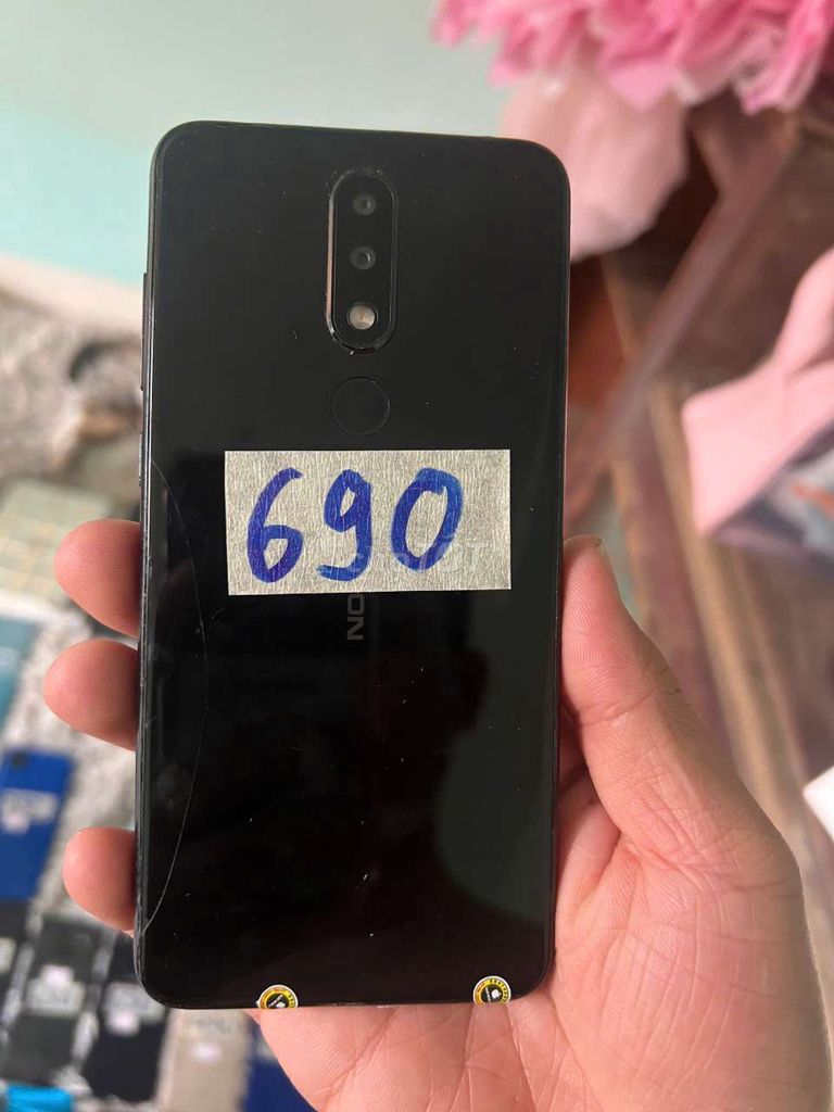 Nokia x5. Nứt kính lưng, 32g, 690k