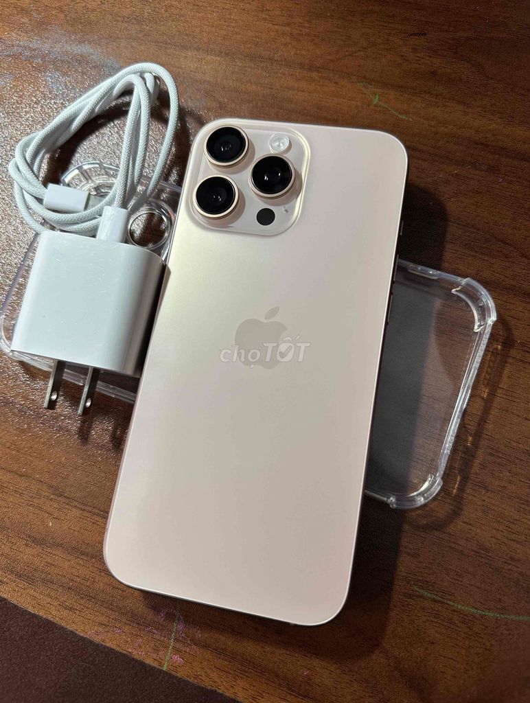 iPhone 16 Pro Max 256GB Vàng Quốc Tế Mỹ Đẹp Keng. Mua bán Điện thoại tại Thành phố Thuận An Bình Dương được đăng bởi Linh tuan hình 1