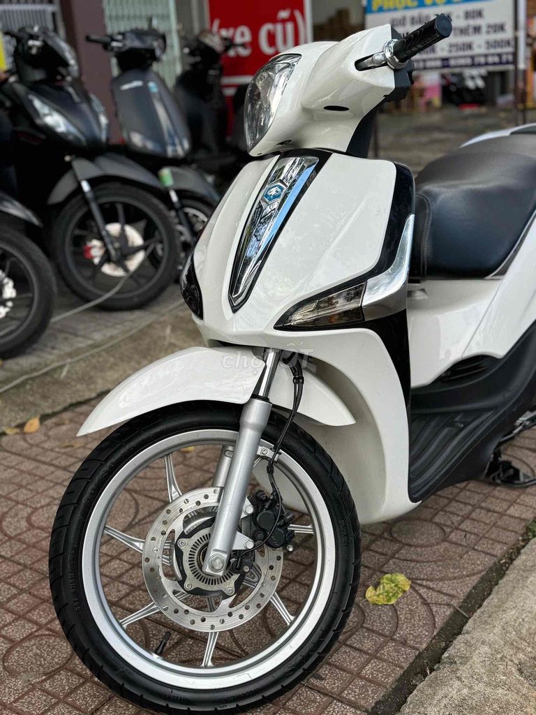 Piaggio Liberty 2017 ABS IGET Trắng. Mua bán Xe máy tại Thành phố Buôn Ma Thuột Đắk Lắk được đăng bởi Ngô quốc Việt  hình 3