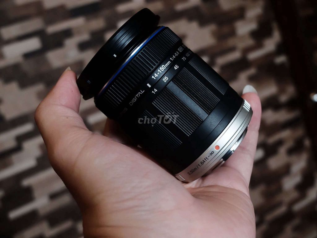 Ống kính máy ảnh Olympus 14-140mm Đen. Mua bán Máy ảnh, Máy quay tại Quận 10 Tp Hồ Chí Minh được đăng bởi Đại Phong hình 1