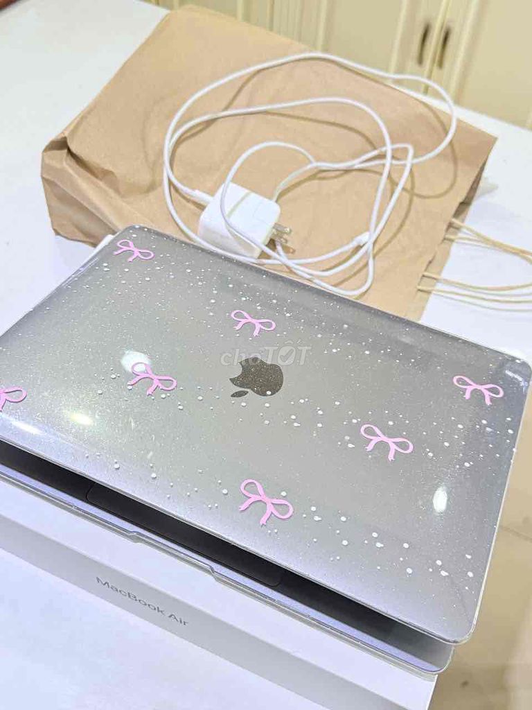 Thanh lý Macbook Air M1 zá hời