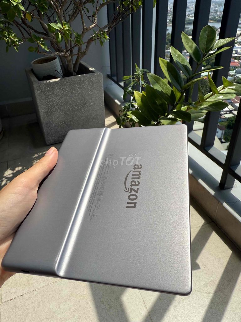 Máy đọc sách Amazon Kindle Oasis 3 8GB Xám. Mua bán Máy tính bảng tại Thành phố Thủ Đức Tp Hồ Chí Minh được đăng bởi Uyên Nguyễn hình 1