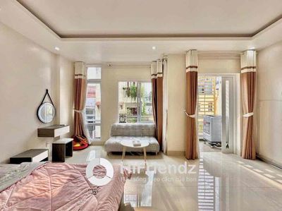 Căn Hộ Thoáng Mát ngay Etown Cộng Hòa
