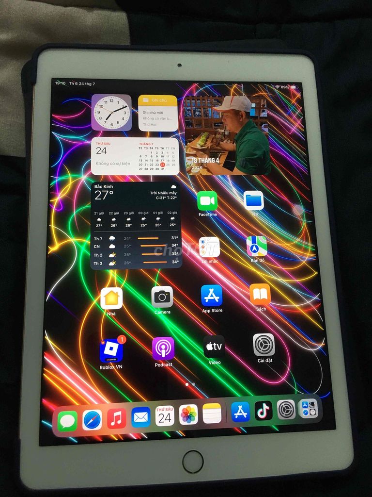 Apple iPad Gen 6 128GB Trắng. Mua bán Máy tính bảng tại Quận Bình Tân Tp Hồ Chí Minh được đăng bởi nguyên hoang 80 hình 1