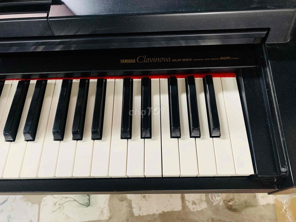 piano Yamaha clp 560