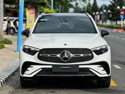 GLC300 All New T10/2023 Trắng Nâu