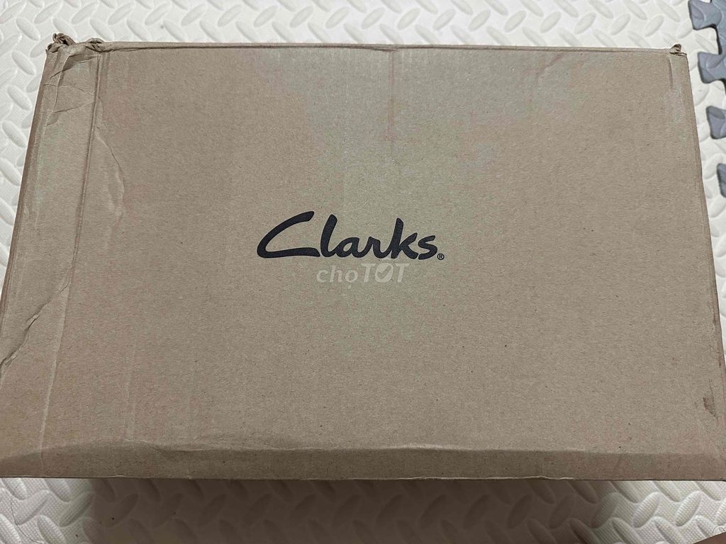 Giày tay clarks chính hãng chưa sử dụng