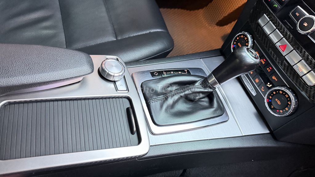 Mercedes-Benz C200 2011 Đỏ. Mua bán Ô tô tại Quận Tây Hồ Hà Nội được đăng bởi Nam hình 11