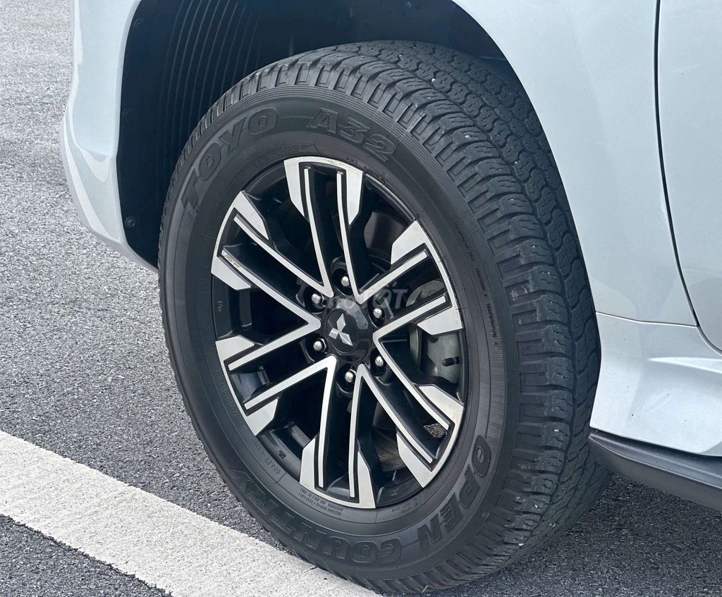 Mitsu Pajero Sport 4WD sx 2022 chạy 3 vạn km. Mua bán Ô tô tại Quận Cầu Giấy Hà Nội được đăng bởi Thăng ManyCar hình 12