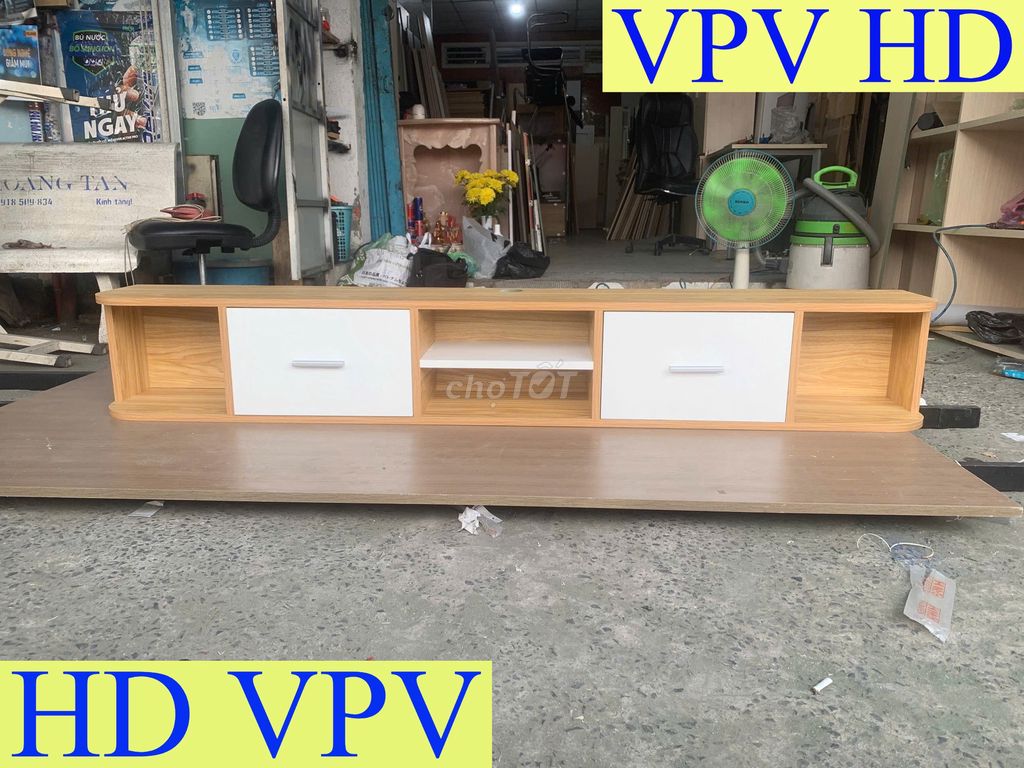 Kệ tivi gổ_Kệ tivi treo tường_Kệ tivi 1m8_Kệ tivi@. Mua bán Tủ, kệ gia đình tại Quận 6 Tp Hồ Chí Minh được đăng bởi Hàng Thanh Lý 268 hình 1