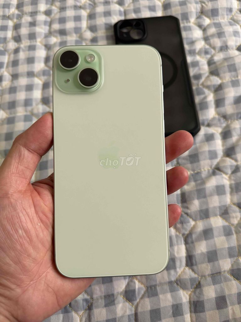 Cần pass ip 15 plus 128gb quốc tế màu xanh lá.. Mua bán Điện thoại tại Quận Hai Bà Trưng Hà Nội được đăng bởi Bé Yêu hình 1