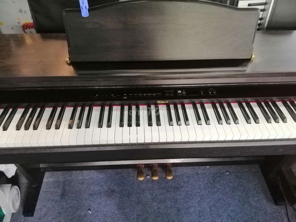 0379519816 - Piano Roland hp2880