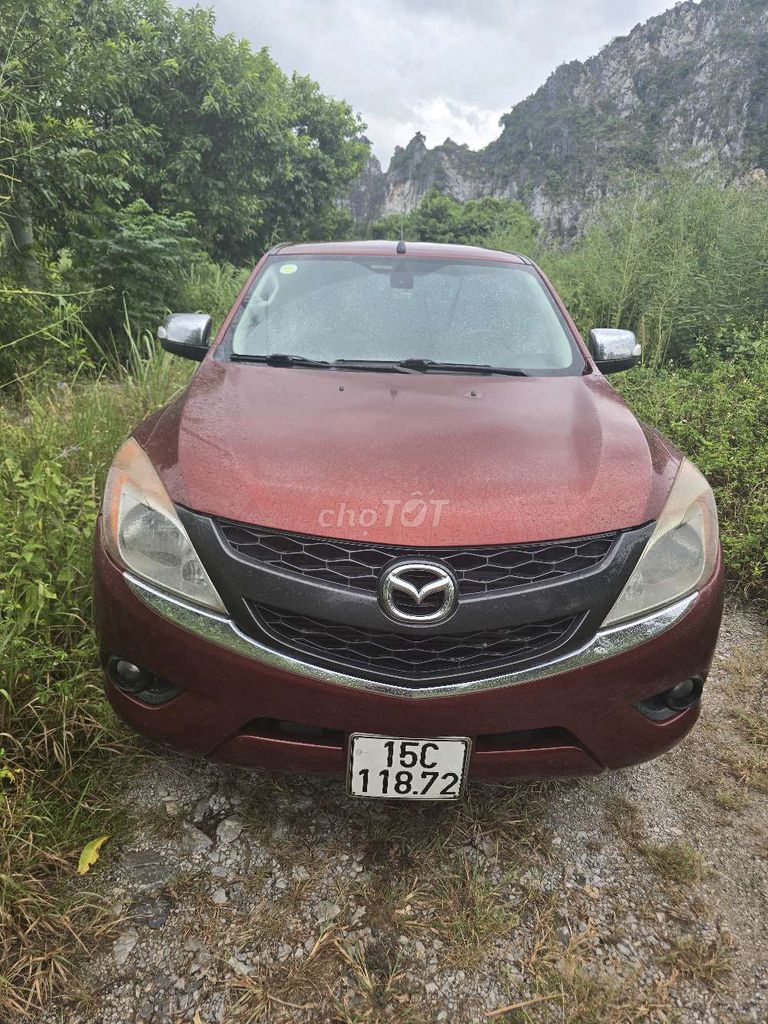 Mazda BT-50 2014 Автомат Красный