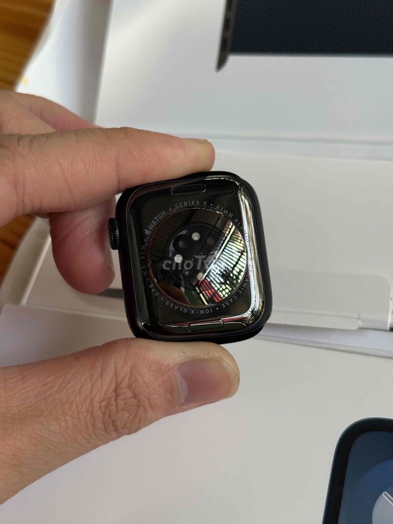 Apple Watch 9 41mm Màu Xanh Đen dây vải