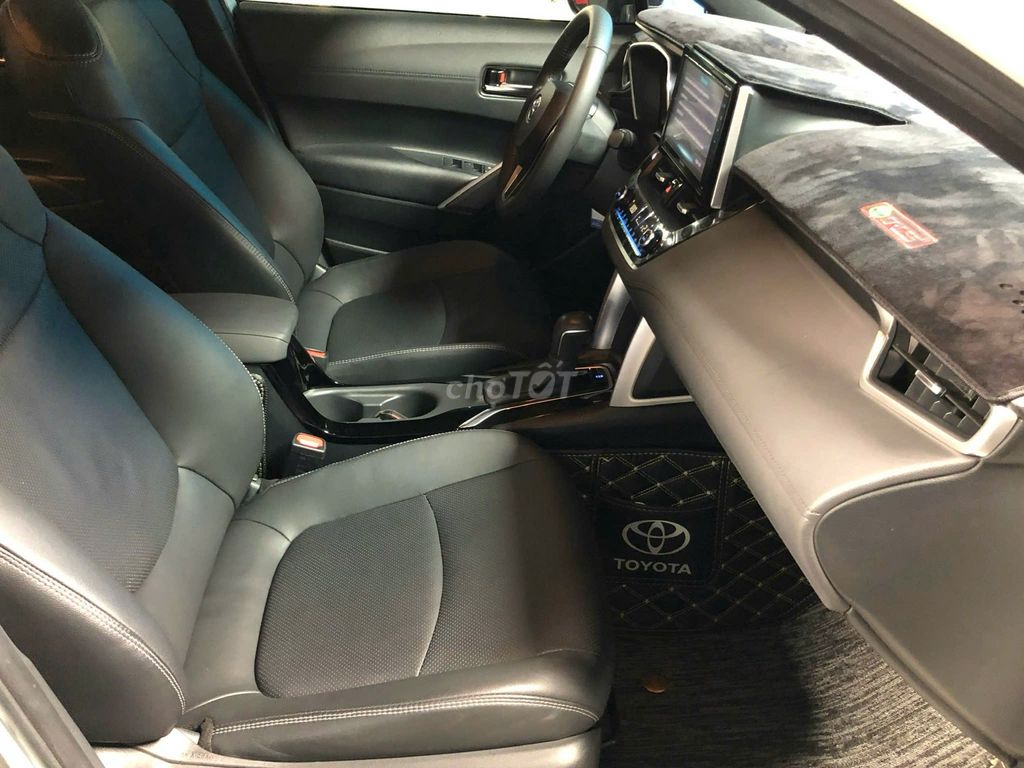 Toyota Corolla Cross 2022 1.8V - 35000 km. Mua bán Ô tô tại Huyện Hóc Môn Tp Hồ Chí Minh được đăng bởi Đạt hình 8