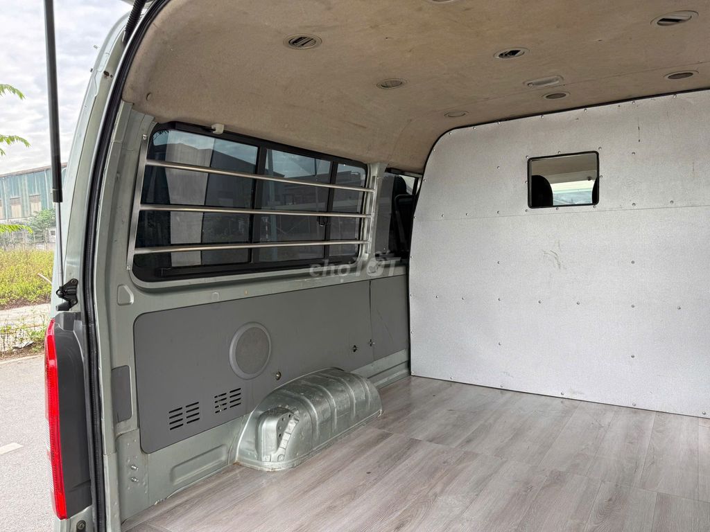Toyota Hiace van 6 chỗ 2008  - 12000 km. Mua bán Ô tô tại Huyện Đông Anh Hà Nội được đăng bởi siêu thị ô tô Nhật Bắc hình 18