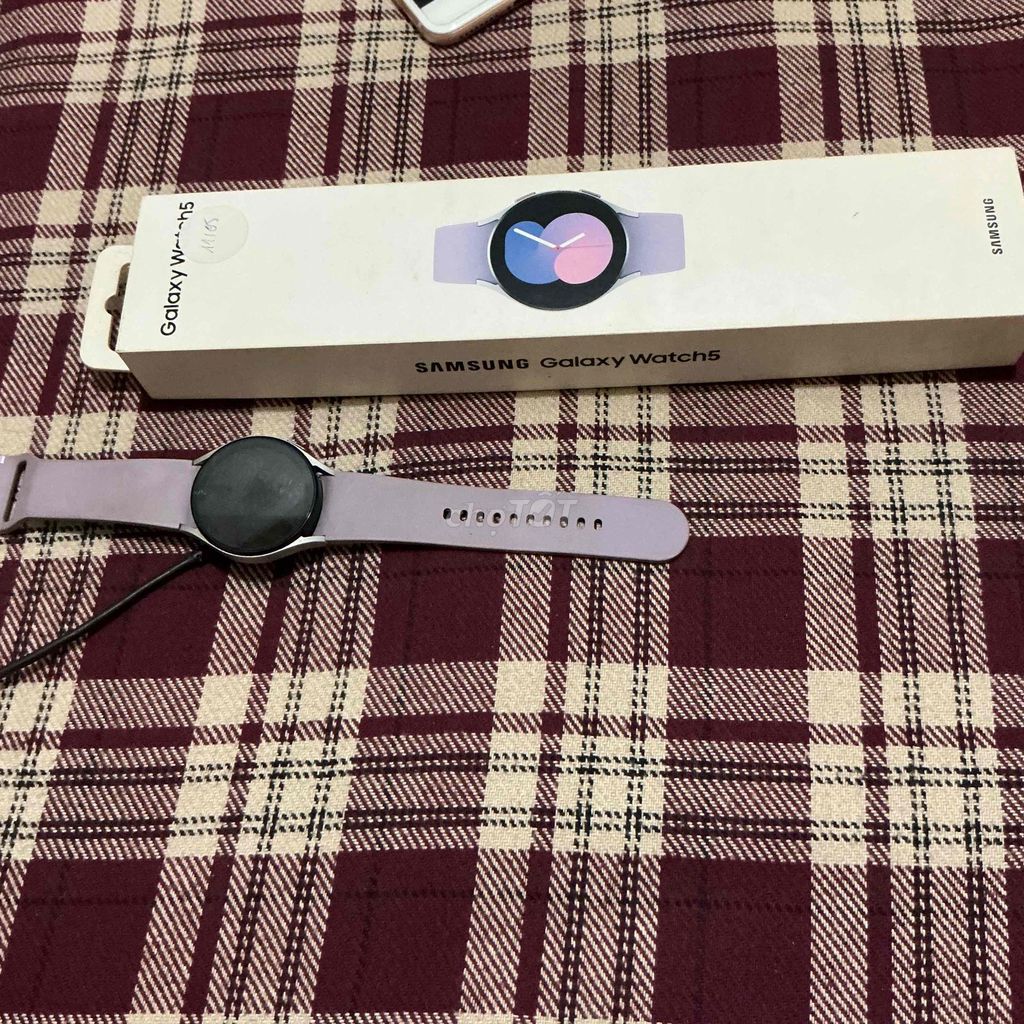 Samsung Galaxy Watch 5 Tím. Mua bán Thiết bị đeo thông minh tại Quận Tân Phú Tp Hồ Chí Minh được đăng bởi Tuấn  hình 1