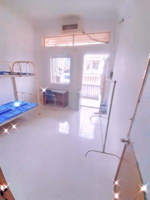 CHO THUÊ PHÒNG TRỌ QUẬN 8, CÓ BAN CÔNG GIÁ RẺ, SẠCH ĐẸP, THOÁNG MÁT