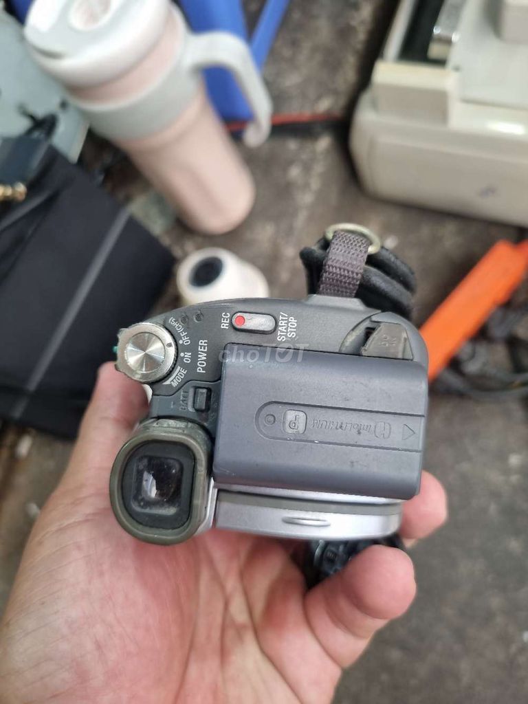 thly xác 》》Máy quay phim Sony DCR-HC28E. Mua bán Máy ảnh, Máy quay tại Quận Gò Vấp Tp Hồ Chí Minh được đăng bởi Tuấn đồ cũ hình 1