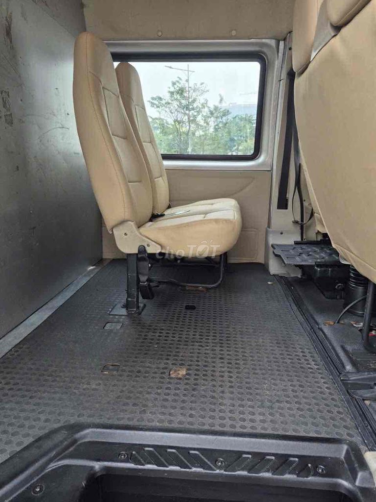 Ford Transit 2019 Van - 15000 km. Mua bán Ô tô tại Quận Long Biên Hà Nội được đăng bởi Nguyễn Văn Tuấn hình 7