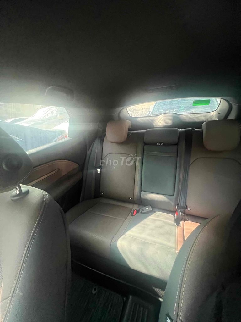 VinFast VF6 2025 Plus - 13000 km. Mua bán Ô tô tại Quận Phú Nhuận Tp Hồ Chí Minh được đăng bởi Nguyễn hoàng Chương hình 3