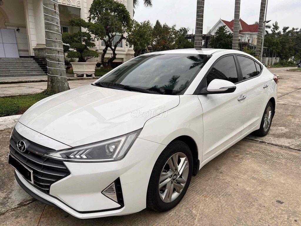 Hyundai Elantra 2019 1.6AT