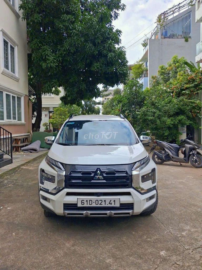 Mitsubishi Xpander Cross 2024 Trắng. Mua bán Ô tô tại Thành phố Thủ Đức Tp Hồ Chí Minh được đăng bởi Ms. Tú hình 7