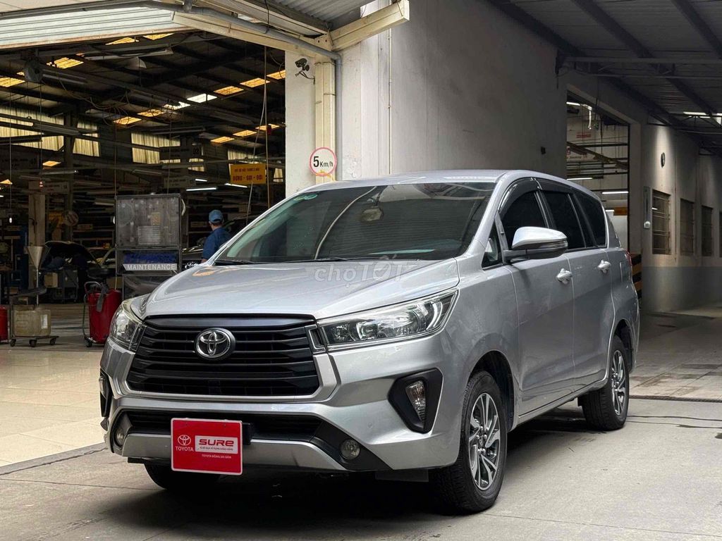 Toyota Innova E МКПП 2021 — Торг, кредит от банка 65%