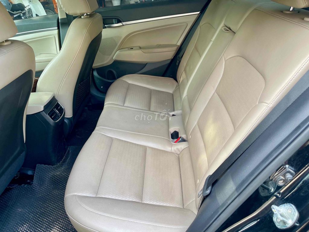 Hyundai Elantra 2021 1.6 AT - 64000 km. Mua bán Ô tô tại Thành phố Đông Hà Quảng Trị được đăng bởi liêm hình 10