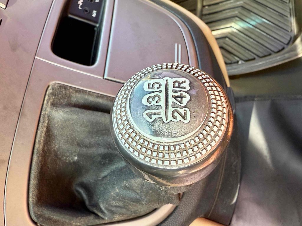 Hyundai Grand Starex 2014 2.4 MT - 122 km. Mua bán Ô tô tại Quận Gò Vấp Tp Hồ Chí Minh được đăng bởi Bình An Ôtô  hình 11