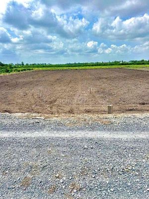 Đất vườn 2000m²=(20×100)m, sổ sẵn, tl 818 vào 500m,xe hơi trước đất.. Mua bán đất tại Huyện Thủ Thừa Long An được đăng bởi MINH