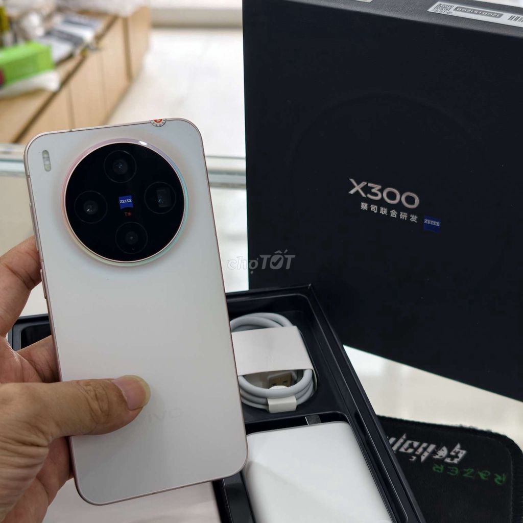 Vivo X300 12GB/512GB Hồng 7-8 lần. Mua bán Điện thoại tại Huyện Gia Lâm Hà Nội được đăng bởi lehieu hình 1