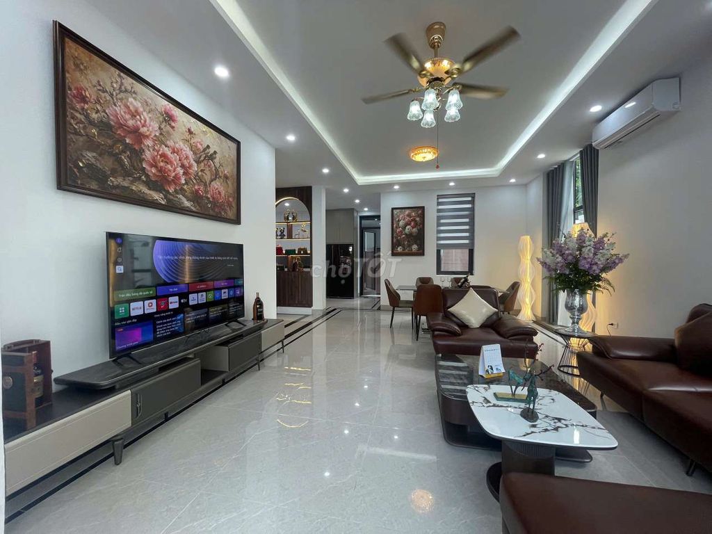 CHO THUÊ CĂN GÓC 2PN - 2WC VOV MỄ TRÌ, VINACONEX3, MỚI TINH