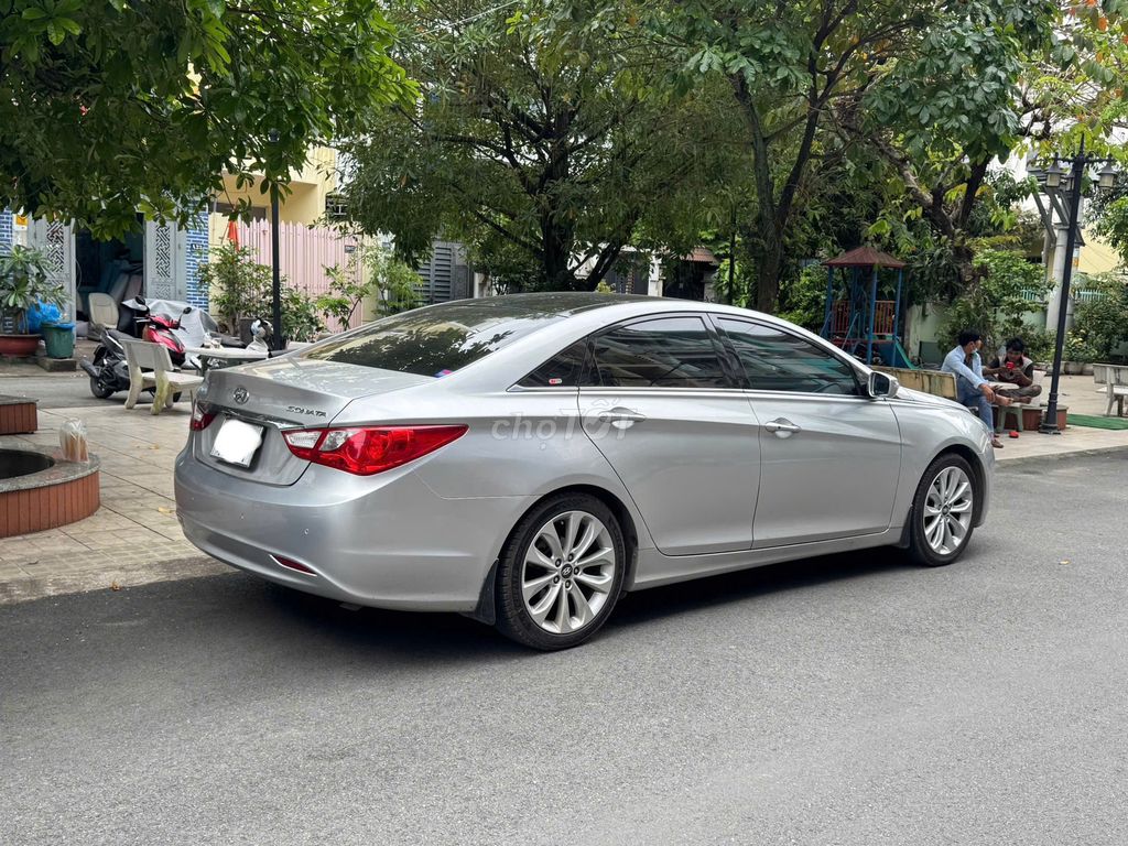 Hyundai Sonata 2012 2.0 AT - 68000 km cọp zin. Mua bán Ô tô tại Quận Gò Vấp Tp Hồ Chí Minh được đăng bởi Trần hình 8