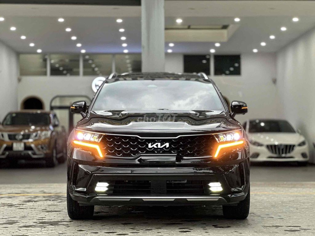 Практически новый KIA NEW SORENTO SIGNATURE 2.2D AWD 2024