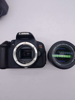 Canon 700D kèm kit