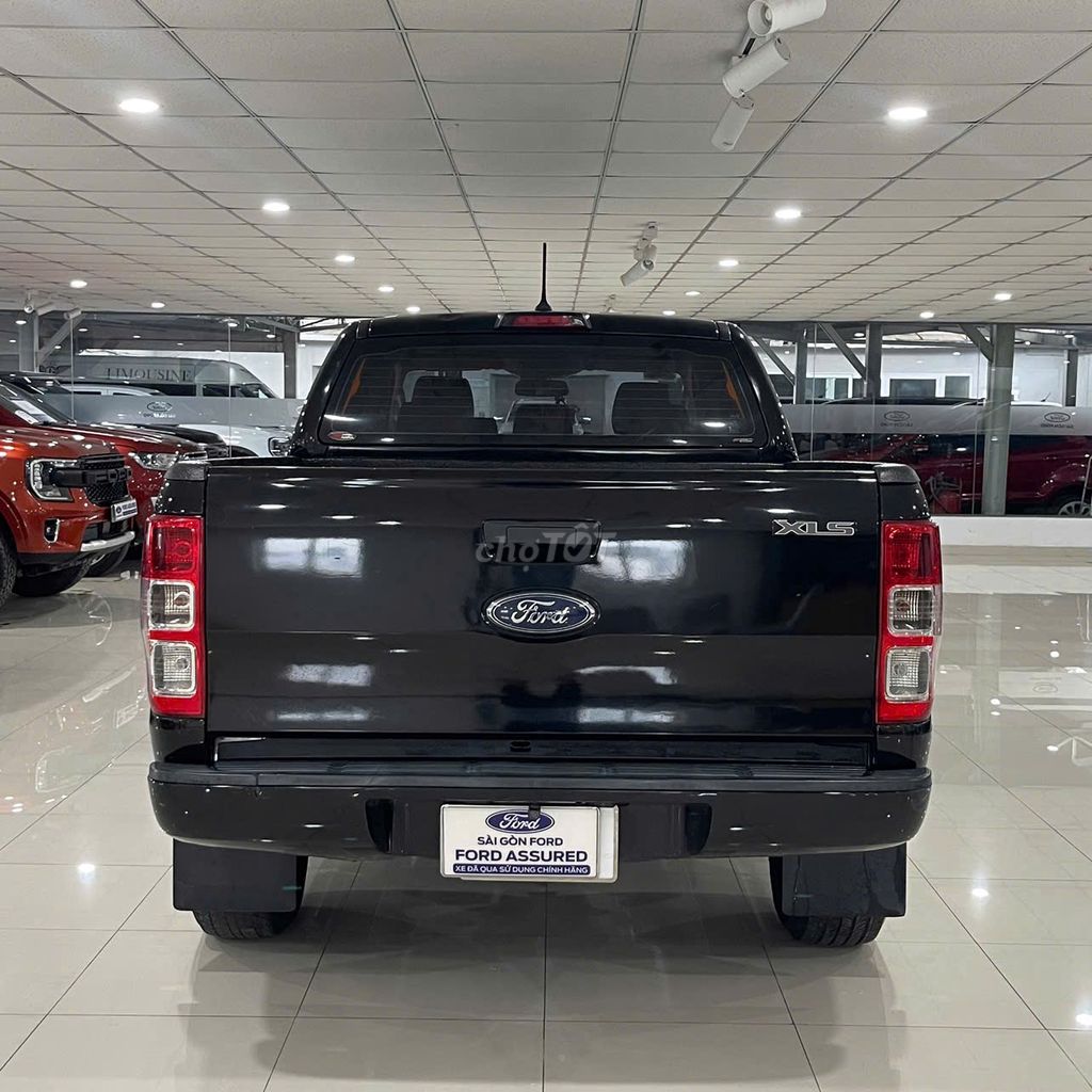 Ford Ranger XLS 4x2 AT 2021 - 84000 km. Mua bán Ô tô tại Quận Bình Tân Tp Hồ Chí Minh được đăng bởi Trần Hoàng Long hình 16