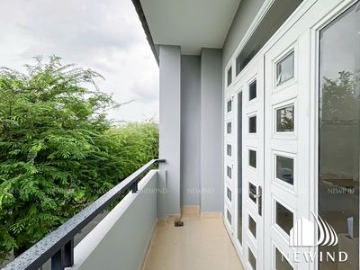 Chính chủ cho thuê căn hộ có ban công đối diện RMIT TDTu