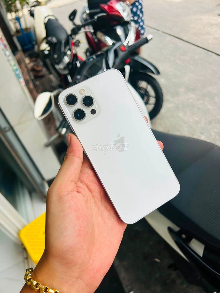Apple iPhone 12 Pro Max 256GB Trắng Đã sử dụng. Mua bán Điện thoại tại Quận 11 Tp Hồ Chí Minh được đăng bởi Hội Đồ Điện Tử hình 1