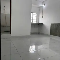 Phòng trệt, 1 cs trước cửa, cách ngã ba Trọng Tấn 170m, gần ĐH Công Thương