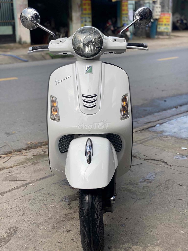 BÁN XE VESPA GTS. BS 174.74. XE ĐẸP MÁY ZIN ÊM. Mua bán Xe máy tại Thành phố Thủ Đức Tp Hồ Chí Minh được đăng bởi Xe Máy Quốc Hằng góp 0 đồng hình 2