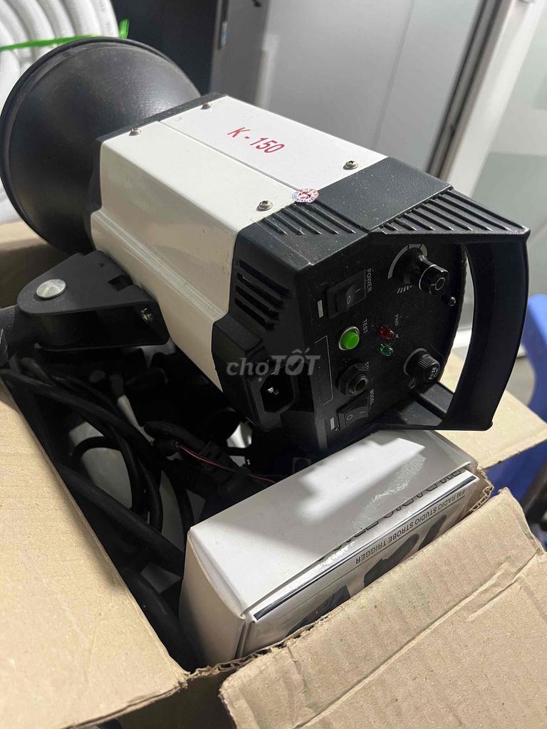 Đèn chụp ảnh K-150 Trắng, Đen. Mua bán Đèn tại Quận Cầu Giấy Hà Nội được đăng bởi Dangtoan hình 1