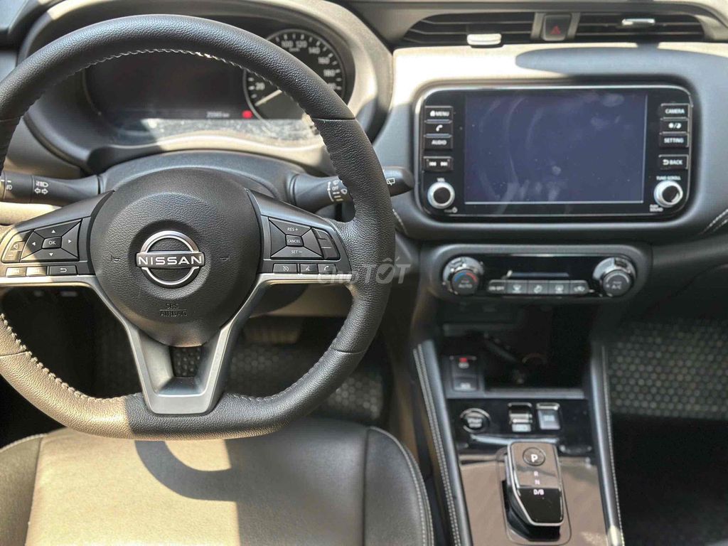 Nissan Kicks 2023 e-Power V - 25000 km. Mua bán Ô tô tại Quận Tân Phú Tp Hồ Chí Minh được đăng bởi Thuý Thanh hình 8