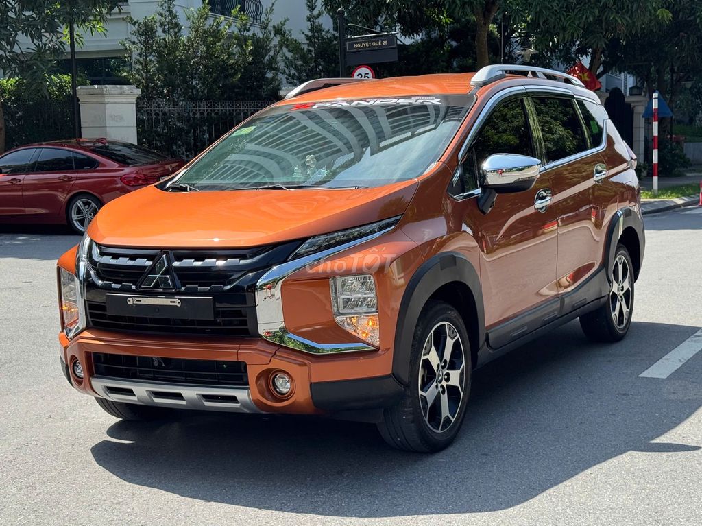Mitsubishi Xpander Cross 2022 màu cam. Mua bán Ô tô tại Quận Long Biên Hà Nội được đăng bởi PHÚC LÂM  AUTO hình 5