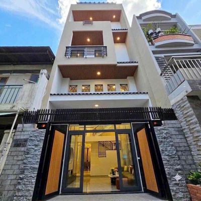 âu Dương Lân F2 Q8 Nhà 5Lầu