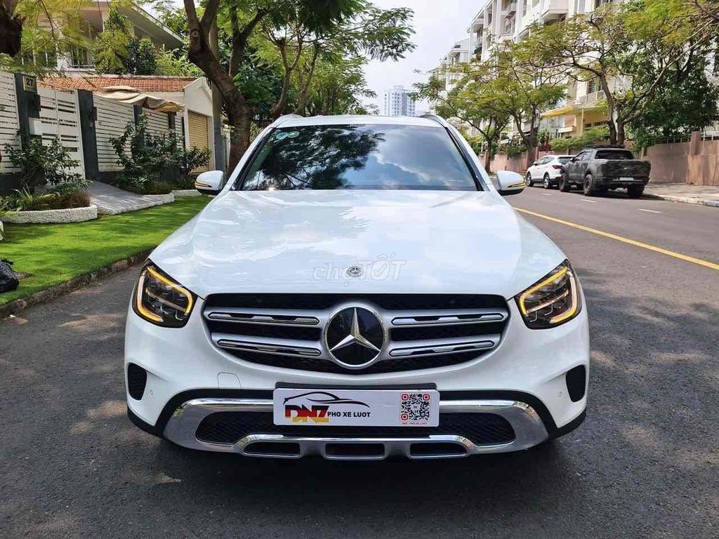 Mercedes Benz GLC200 2022. Xe đời mới sang đẹp